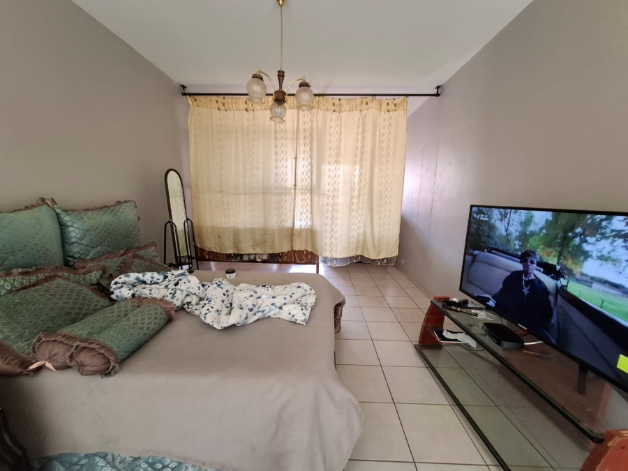 To Let 2 Bedroom Property for Rent in Bloemfontein Free State